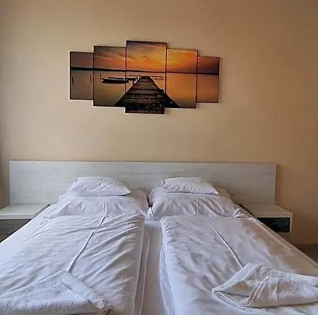 酒店 Elringat-lak Apartmanhaz Kerecsend