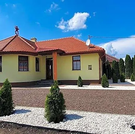 Elringat-lak Apartmanhaz *
